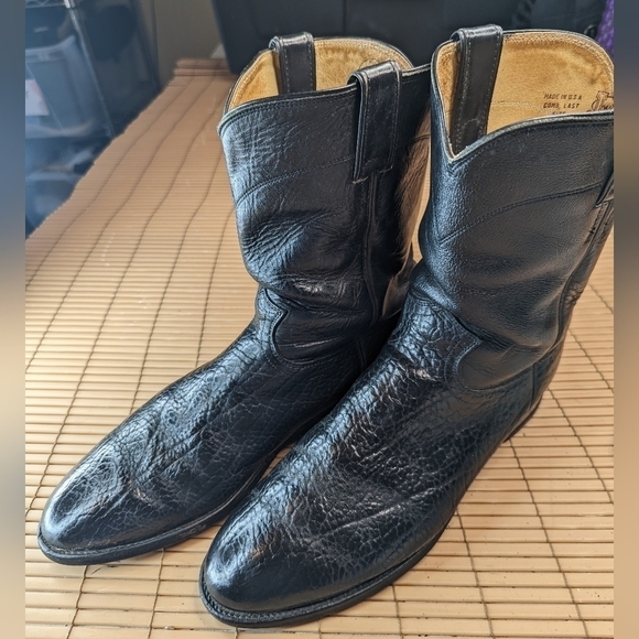Justin Boots 3187 Classic Roper Boots Black Shrunken Shoulder Bullhide Roper Toe - Picture 2 of 10